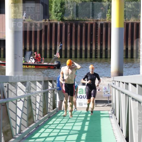 09.08.2026 - GEWOBA Citytriathlon Bremen Yannick Fuchs http://msf.ph/oto/9932002 09.08.2026 10:20:33 Schwimmen 292, 330, 361, 385, 458, 481, 500, 526 meine-sportfotos.de