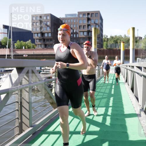 09.08.2026 - GEWOBA Citytriathlon Bremen Yannick Fuchs http://msf.ph/oto/9932017 09.08.2026 10:20:48 Schwimmen 361, 367, 405, 433, 466, 474, 481, 526 meine-sportfotos.de
