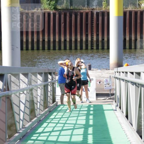 09.08.2026 - GEWOBA Citytriathlon Bremen Yannick Fuchs http://msf.ph/oto/9932029 09.08.2026 10:20:55 Schwimmen 367, 405, 433, 466, 474, 531 meine-sportfotos.de