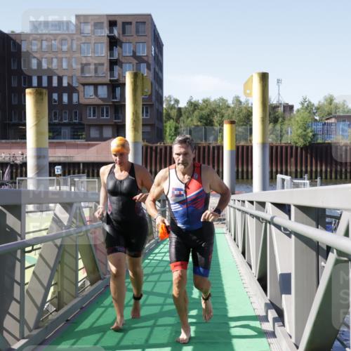 09.08.2026 - GEWOBA Citytriathlon Bremen Yannick Fuchs http://msf.ph/oto/9932207 09.08.2026 10:22:11 Schwimmen 221, 419, 461, 477, 483, 487, 493, 495, 501, 508, 514 meine-sportfotos.de