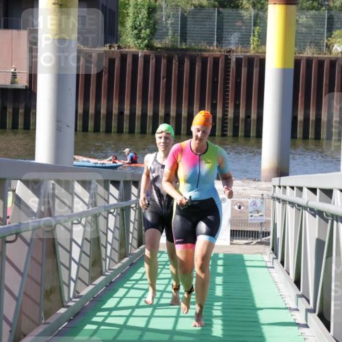 09.08.2026 - GEWOBA Citytriathlon Bremen Yannick Fuchs http://msf.ph/oto/9932300 09.08.2026 10:22:44 Schwimmen 1, 25, 39, 83, 173, 239, 413, 439, 476, 494, 504 meine-sportfotos.de