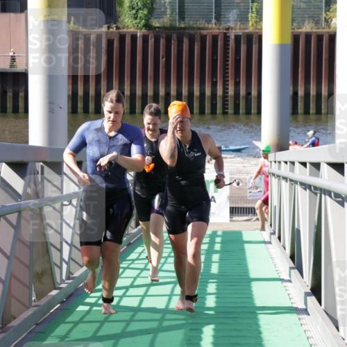 09.08.2026 - GEWOBA Citytriathlon Bremen Yannick Fuchs http://msf.ph/oto/9932328 09.08.2026 10:22:54 Schwimmen 39, 83, 173, 413, 439, 455, 471, 473, 480, 494, 513 meine-sportfotos.de