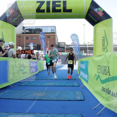09.08.2026 - GEWOBA Citytriathlon Bremen Yannick Fuchs http://msf.ph/oto/9932397 09.08.2026 11:14:05 Ziel 221, 308 meine-sportfotos.de