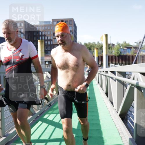 09.08.2026 - GEWOBA Citytriathlon Bremen Yannick Fuchs http://msf.ph/oto/9932405 09.08.2026 10:23:29 Schwimmen 243, 420, 423, 436, 530 meine-sportfotos.de