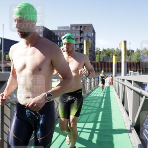 09.08.2026 - GEWOBA Citytriathlon Bremen Yannick Fuchs http://msf.ph/oto/9932679 09.08.2026 10:25:24 Schwimmen 41, 95, 107, 113, 137, 157, 163, 187, 201, 225, 229, 431 meine-sportfotos.de