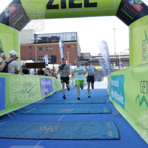 09.08.2026 - GEWOBA Citytriathlon Bremen Yannick Fuchs http://msf.ph/oto/9932737 09.08.2026 11:16:55 Ziel 249, 296 meine-sportfotos.de