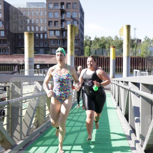 09.08.2026 - GEWOBA Citytriathlon Bremen Yannick Fuchs http://msf.ph/oto/9932765 09.08.2026 10:25:51 Schwimmen 29, 43, 57, 67, 129, 153, 179, 181, 241, 422, 429, 485, 525 meine-sportfotos.de