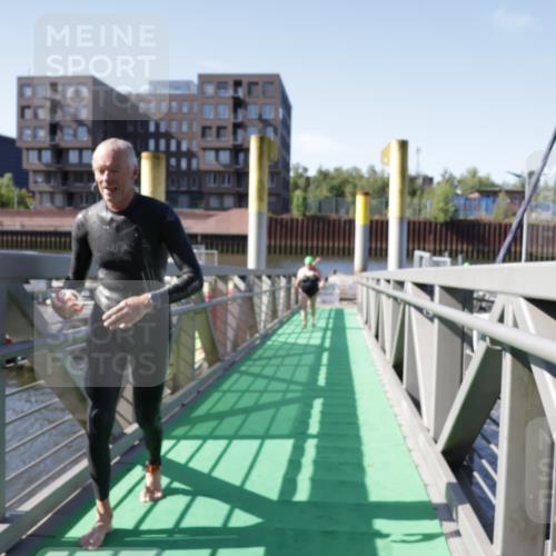 09.08.2026 - GEWOBA Citytriathlon Bremen Yannick Fuchs http://msf.ph/oto/9932789 09.08.2026 10:25:58 Schwimmen 29, 57, 129, 141, 153, 179, 181, 241, 422, 429 meine-sportfotos.de