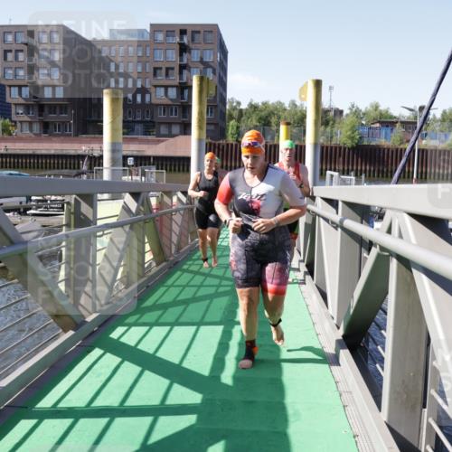 09.08.2026 - GEWOBA Citytriathlon Bremen Yannick Fuchs http://msf.ph/oto/9932806 09.08.2026 10:26:13 Schwimmen 13, 27, 31, 85, 93, 135, 139, 141, 205, 223, 233, 469, 499 meine-sportfotos.de