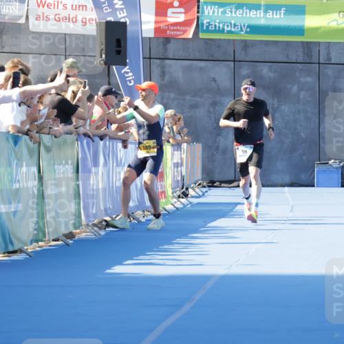 09.08.2026 - GEWOBA Citytriathlon Bremen Yannick Fuchs http://msf.ph/oto/9932835 09.08.2026 11:17:45 Ziel 59, 290 meine-sportfotos.de