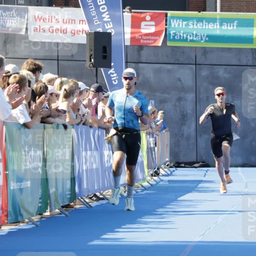 09.08.2026 - GEWOBA Citytriathlon Bremen Yannick Fuchs http://msf.ph/oto/9932987 09.08.2026 11:19:27 Ziel 402, 519 meine-sportfotos.de