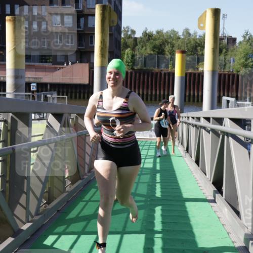 09.08.2026 - GEWOBA Citytriathlon Bremen Yannick Fuchs http://msf.ph/oto/9933010 09.08.2026 10:28:02 Schwimmen 69, 73, 159, 203, 237 meine-sportfotos.de