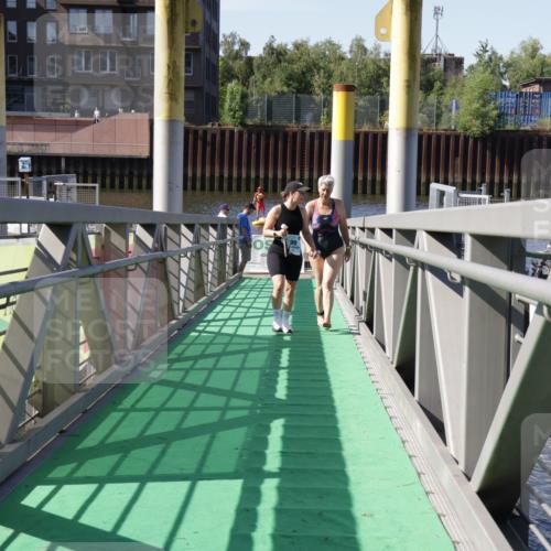 09.08.2026 - GEWOBA Citytriathlon Bremen Yannick Fuchs http://msf.ph/oto/9933019 09.08.2026 10:28:04 Schwimmen 69, 159, 203 meine-sportfotos.de