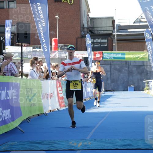 09.08.2026 - GEWOBA Citytriathlon Bremen Yannick Fuchs http://msf.ph/oto/9933043 09.08.2026 11:20:14 Ziel 323, 338, 345 meine-sportfotos.de