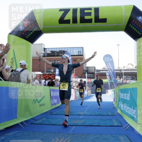 09.08.2026 - GEWOBA Citytriathlon Bremen Yannick Fuchs http://msf.ph/oto/9933120 09.08.2026 11:20:44 Ziel 293, 301, 427 meine-sportfotos.de