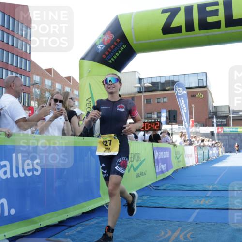 09.08.2026 - GEWOBA Citytriathlon Bremen Yannick Fuchs http://msf.ph/oto/9933135 09.08.2026 11:20:46 Ziel 293, 301, 427 meine-sportfotos.de