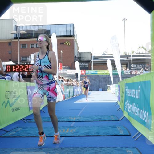 09.08.2026 - GEWOBA Citytriathlon Bremen Yannick Fuchs http://msf.ph/oto/9933283 09.08.2026 11:22:29 Ziel 304, 447, 465 meine-sportfotos.de