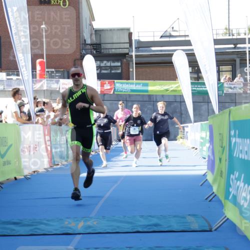 09.08.2026 - GEWOBA Citytriathlon Bremen Yannick Fuchs http://msf.ph/oto/9933301 09.08.2026 11:22:47 Ziel 81, 395, 493 meine-sportfotos.de