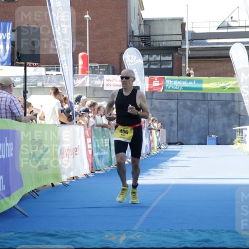 09.08.2026 - GEWOBA Citytriathlon Bremen Yannick Fuchs http://msf.ph/oto/9933336 09.08.2026 11:23:01 Ziel 406 meine-sportfotos.de
