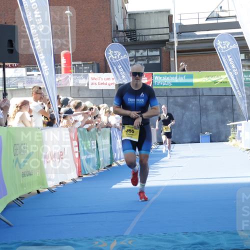 09.08.2026 - GEWOBA Citytriathlon Bremen Yannick Fuchs http://msf.ph/oto/9933341 09.08.2026 11:23:14 Ziel 355, 479 meine-sportfotos.de