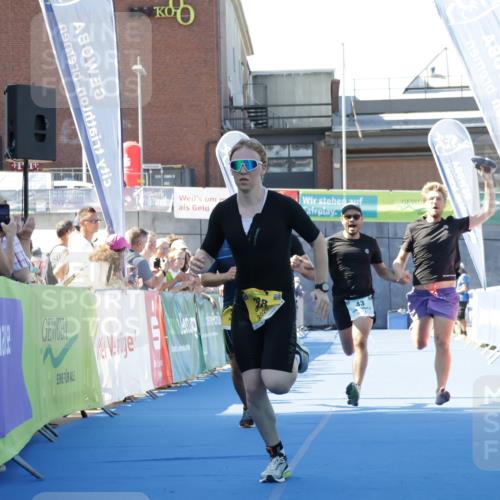 09.08.2026 - GEWOBA Citytriathlon Bremen Yannick Fuchs http://msf.ph/oto/9933451 09.08.2026 11:24:47 Ziel 43, 383, 398 meine-sportfotos.de