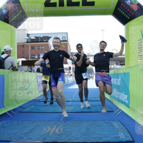 09.08.2026 - GEWOBA Citytriathlon Bremen Yannick Fuchs http://msf.ph/oto/9933459 09.08.2026 11:24:48 Ziel 43, 383, 398 meine-sportfotos.de