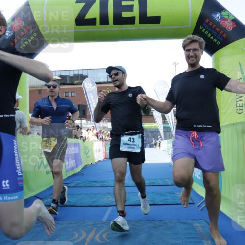 09.08.2026 - GEWOBA Citytriathlon Bremen Yannick Fuchs http://msf.ph/oto/9933462 09.08.2026 11:24:49 Ziel 43, 383, 398 meine-sportfotos.de
