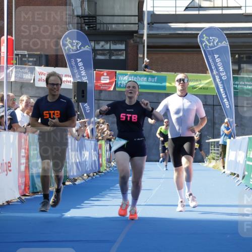 09.08.2026 - GEWOBA Citytriathlon Bremen Yannick Fuchs http://msf.ph/oto/9933570 09.08.2026 11:27:12 Ziel 215, 329, 396 meine-sportfotos.de