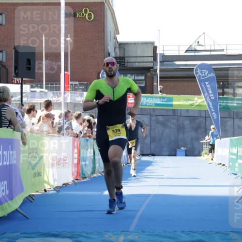 09.08.2026 - GEWOBA Citytriathlon Bremen Yannick Fuchs http://msf.ph/oto/9933589 09.08.2026 11:27:20 Ziel 339, 520 meine-sportfotos.de