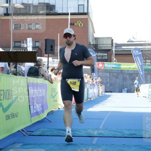 09.08.2026 - GEWOBA Citytriathlon Bremen Yannick Fuchs http://msf.ph/oto/9933598 09.08.2026 11:27:23 Ziel 339, 520 meine-sportfotos.de