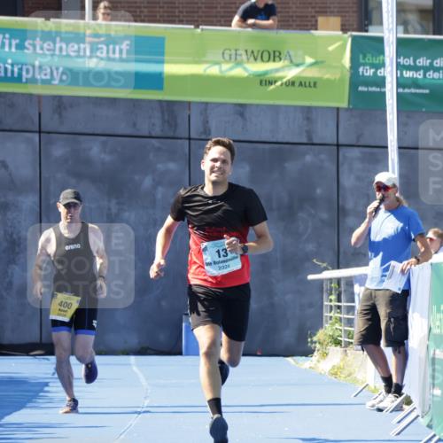 09.08.2026 - GEWOBA Citytriathlon Bremen Yannick Fuchs http://msf.ph/oto/9933709 09.08.2026 11:29:11 Ziel 13 meine-sportfotos.de