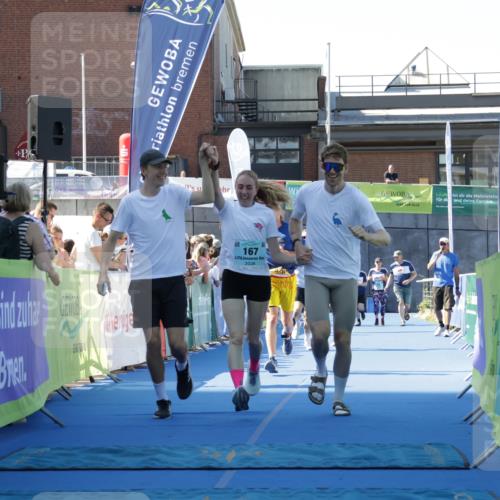 09.08.2026 - GEWOBA Citytriathlon Bremen Yannick Fuchs http://msf.ph/oto/9933772 09.08.2026 11:29:39 Ziel 189, 526 meine-sportfotos.de
