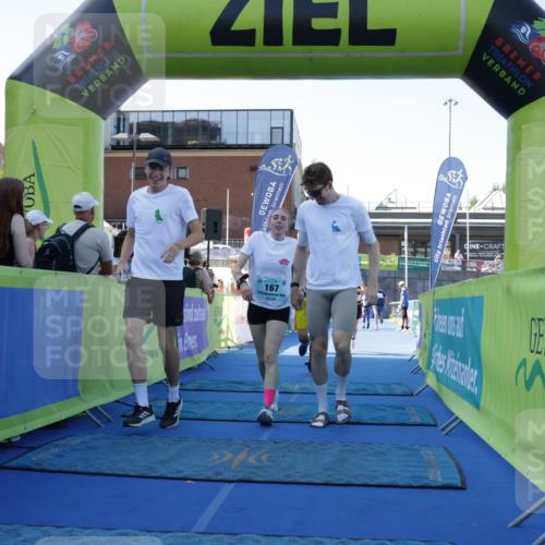 09.08.2026 - GEWOBA Citytriathlon Bremen Yannick Fuchs http://msf.ph/oto/9933779 09.08.2026 11:29:41 Ziel 163, 189, 526 meine-sportfotos.de