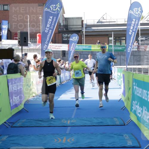 09.08.2026 - GEWOBA Citytriathlon Bremen Yannick Fuchs http://msf.ph/oto/9933827 09.08.2026 11:30:05 Ziel 153, 201, 437, 453, 486 meine-sportfotos.de