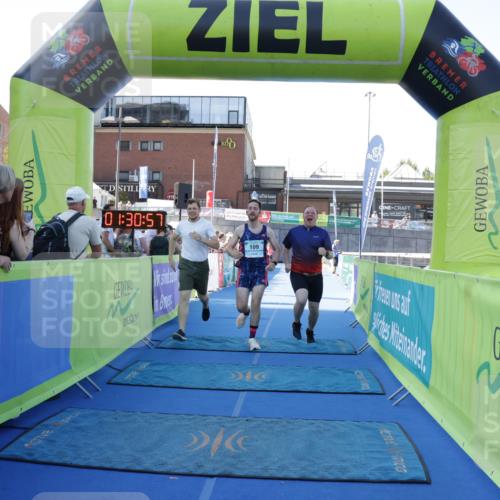 09.08.2026 - GEWOBA Citytriathlon Bremen Yannick Fuchs http://msf.ph/oto/9933897 09.08.2026 11:31:01 Ziel 109 meine-sportfotos.de