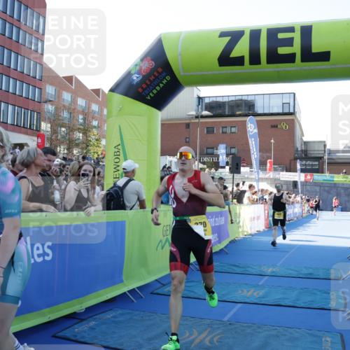 09.08.2026 - GEWOBA Citytriathlon Bremen Yannick Fuchs http://msf.ph/oto/9933931 09.08.2026 11:31:15 Ziel 334, 370, 457, 497 meine-sportfotos.de