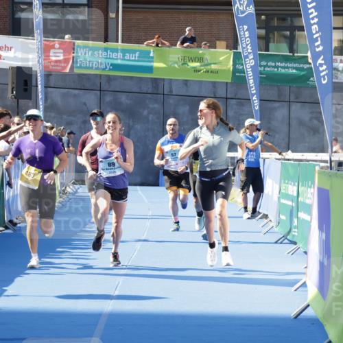 09.08.2026 - GEWOBA Citytriathlon Bremen Yannick Fuchs http://msf.ph/oto/9933975 09.08.2026 11:31:39 Ziel 57, 89, 388, 483, 532 meine-sportfotos.de