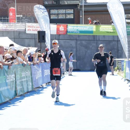 09.08.2026 - GEWOBA Citytriathlon Bremen Yannick Fuchs http://msf.ph/oto/9934055 09.08.2026 14:33:08 Ziel 638, 888, 958 meine-sportfotos.de