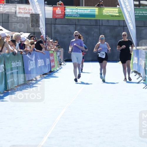 09.08.2026 - GEWOBA Citytriathlon Bremen Yannick Fuchs http://msf.ph/oto/9934063 09.08.2026 14:33:15 Ziel 638, 888 meine-sportfotos.de