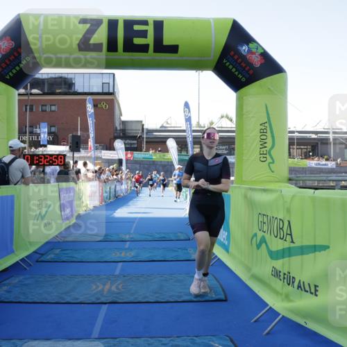 09.08.2026 - GEWOBA Citytriathlon Bremen Yannick Fuchs http://msf.ph/oto/9934078 09.08.2026 11:33:03 Ziel 35, 207, 454 meine-sportfotos.de