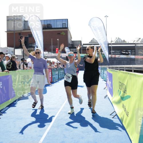 09.08.2026 - GEWOBA Citytriathlon Bremen Yannick Fuchs http://msf.ph/oto/9934079 09.08.2026 14:33:20 Ziel 997, 1108 meine-sportfotos.de