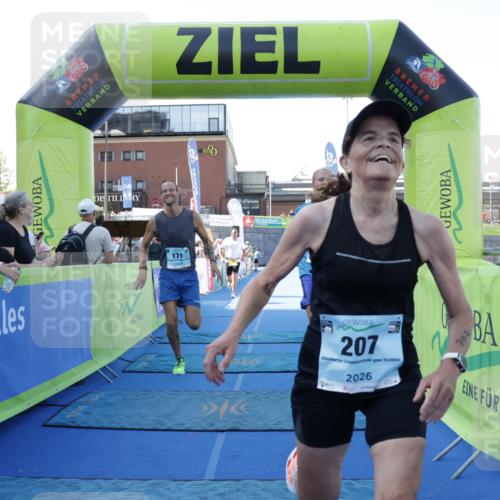 09.08.2026 - GEWOBA Citytriathlon Bremen Yannick Fuchs http://msf.ph/oto/9934117 09.08.2026 11:33:09 Ziel 35, 207, 344 meine-sportfotos.de