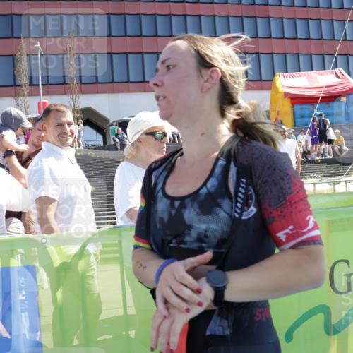 09.08.2026 - GEWOBA Citytriathlon Bremen Yannick Fuchs http://msf.ph/oto/9934156 09.08.2026 14:34:08 Ziel 941 meine-sportfotos.de