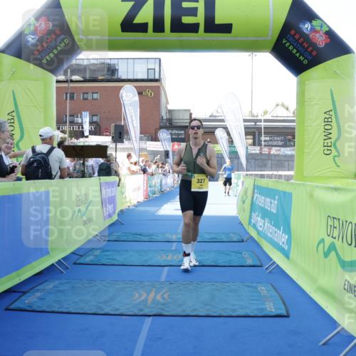 09.08.2026 - GEWOBA Citytriathlon Bremen Yannick Fuchs http://msf.ph/oto/9934223 09.08.2026 11:33:34 Ziel 311, 327 meine-sportfotos.de