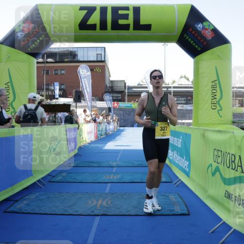 09.08.2026 - GEWOBA Citytriathlon Bremen Yannick Fuchs http://msf.ph/oto/9934229 09.08.2026 11:33:35 Ziel 311, 327 meine-sportfotos.de