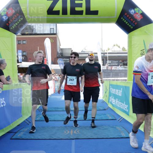 09.08.2026 - GEWOBA Citytriathlon Bremen Yannick Fuchs http://msf.ph/oto/9934274 09.08.2026 11:34:12 Ziel 157, 247, 500 meine-sportfotos.de