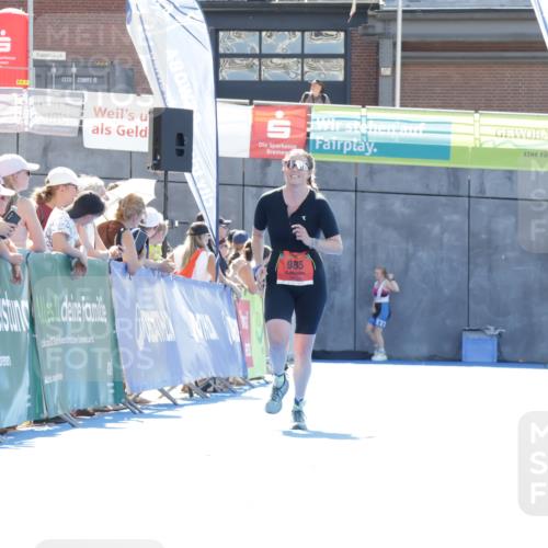 09.08.2026 - GEWOBA Citytriathlon Bremen Yannick Fuchs http://msf.ph/oto/9934348 09.08.2026 14:36:55 Ziel 966, 985 meine-sportfotos.de