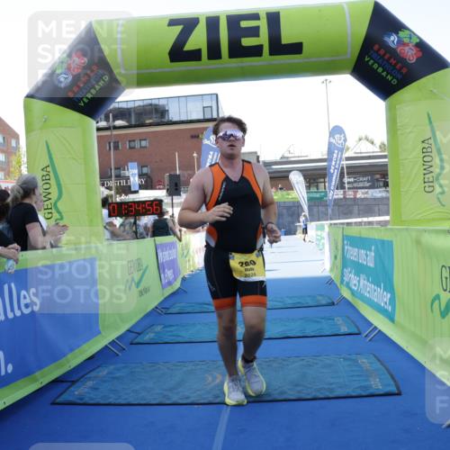 09.08.2026 - GEWOBA Citytriathlon Bremen Yannick Fuchs http://msf.ph/oto/9934371 09.08.2026 11:35:00 Ziel 195, 289, 324 meine-sportfotos.de