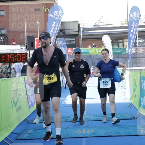 09.08.2026 - GEWOBA Citytriathlon Bremen Yannick Fuchs http://msf.ph/oto/9934387 09.08.2026 11:35:06 Ziel 195, 324, 403 meine-sportfotos.de
