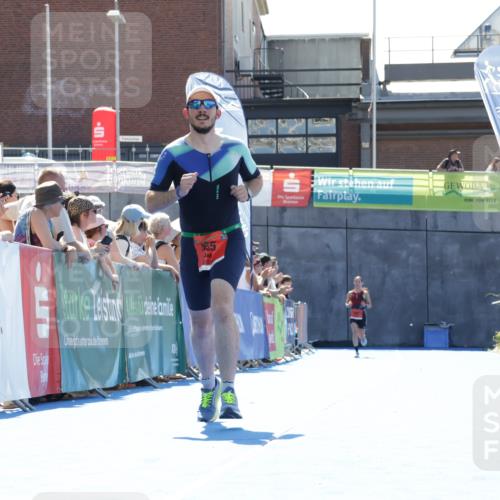 09.08.2026 - GEWOBA Citytriathlon Bremen Yannick Fuchs http://msf.ph/oto/9934428 09.08.2026 14:37:56 Ziel 655 meine-sportfotos.de